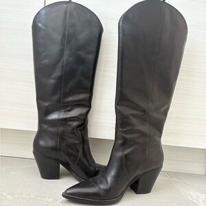 Black Patient Leather Boots size 37 by UTERQUE